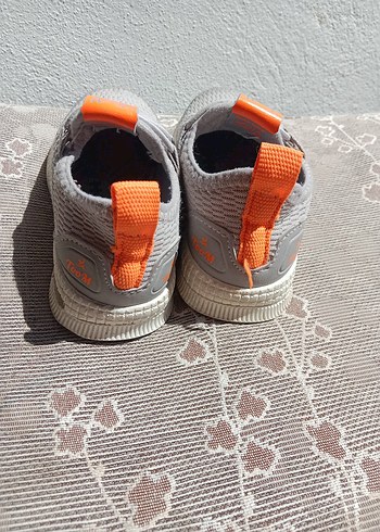 24 Beden DEFOSUZ YUMUSAK AYAKKABI