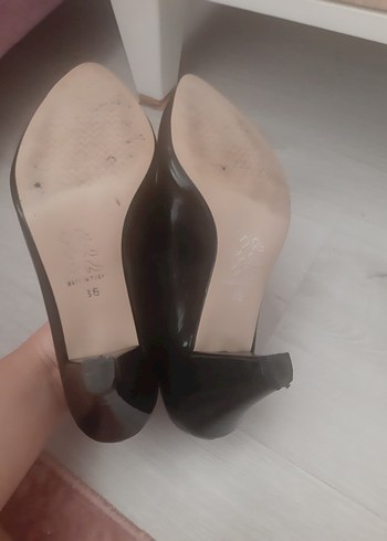 36 Beden Siyah Rugan Stiletto Kadın Ayakkabı