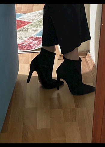 38 Beden Siyah Süet Stiletto Topuklu Kadın Bot