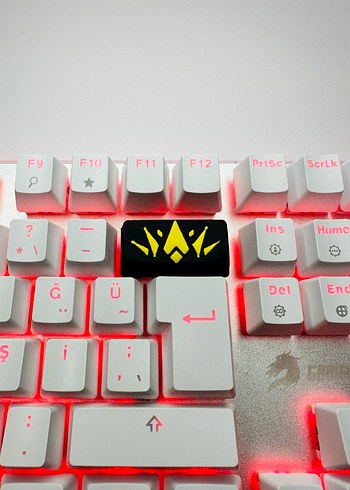 Beyaz Işıklı Gaming Klavye - Görsel 3