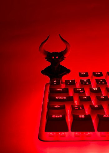 Darkness Kırmızı Boynuzlu Siyah Gaming Klavye keyCaps - Görsel 5