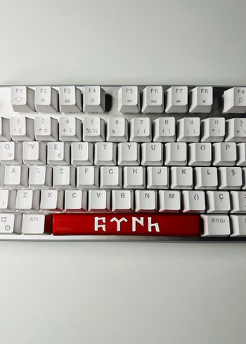 Türk Keycaps Kırmızı Renkli Işıklı Klavye tuşu - Görsel 4