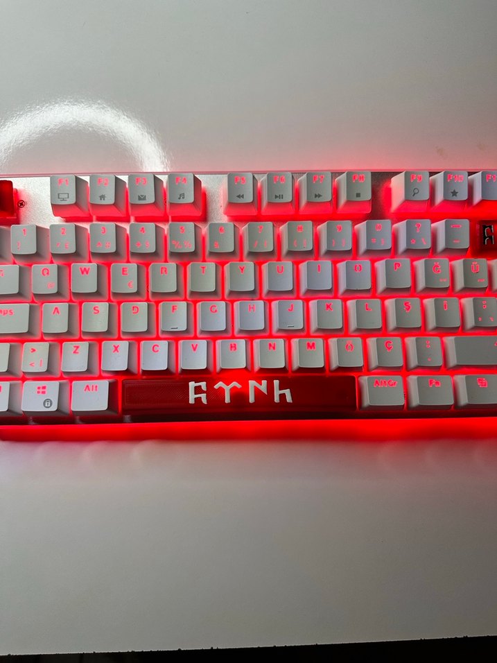 Türk Keycaps Kırmızı Renkli Işıklı Klavye tuşu - Görsel 3