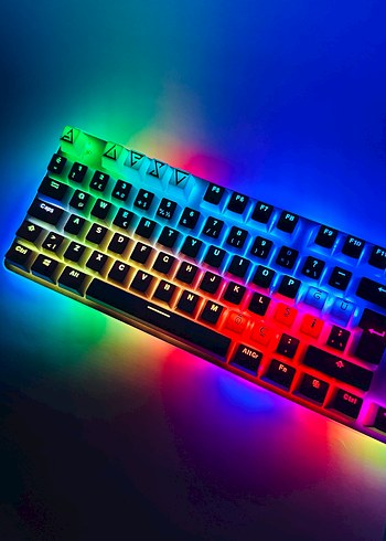 Renkli Işıklı Gaming Klavye - Görsel 2