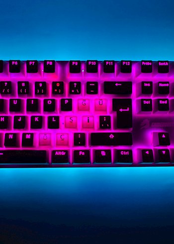 Renkli Işıklı Gaming Klavye - Görsel 3