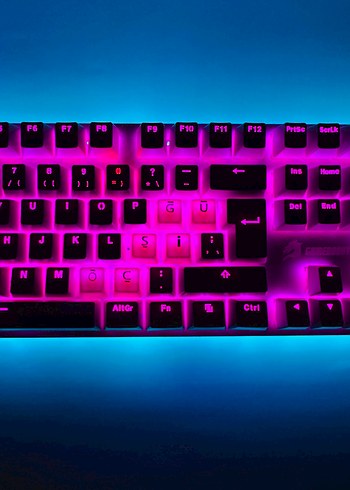 Renkli Işıklı Gaming Klavye - Görsel 4