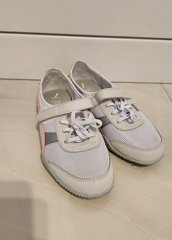 Puma soft foam tabanlı Beyaz Kadın Spor Ayakkabı Cırt Cırtlı