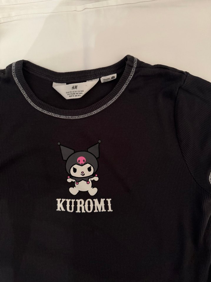 ORJİNAL H&M LİSANSLI KUROMI CROP - Görsel 2