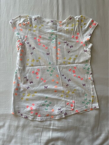 H&M H&M T-SHIRT 4-6 YAŞ ŞORT İLE BİRLİKTE