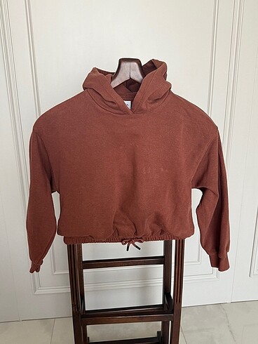 ZARA CROP SWEAT 11-12 YAŞ