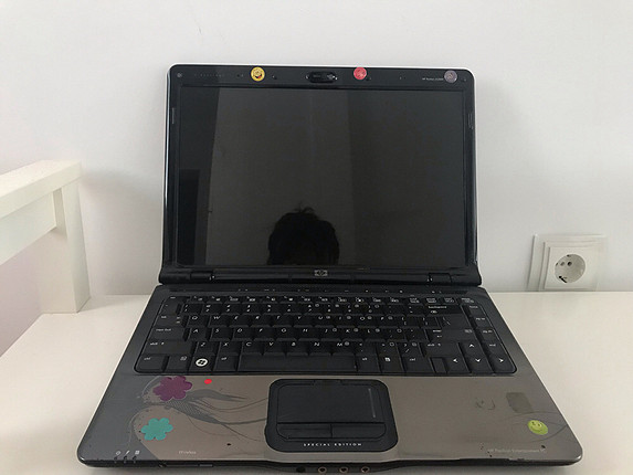 universal Beden HP pavilion dv2000 speacial edition