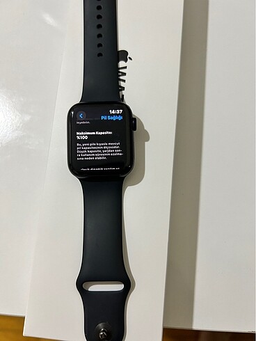  Beden Apple Watch SE 44 mm 2. nesil