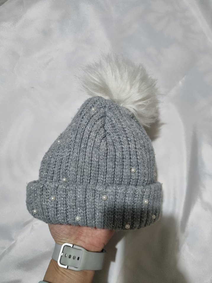 Gri Örgü kız çocuk Bere Beyaz Ponponlu - Görsel 2