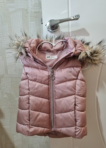 Kız Çocuk Pembe Kürklü Kapüşonlu Yelek - Görsel 2