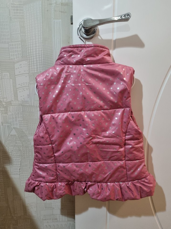 Kız Çocuk Parlak Pembe Nakışlı Fermuarlı Yelek - Görsel 4