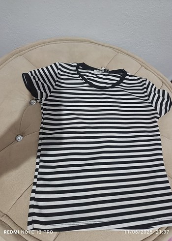 LC Waikiki Siyah Gri Çizgili Mini Kadın Tişört