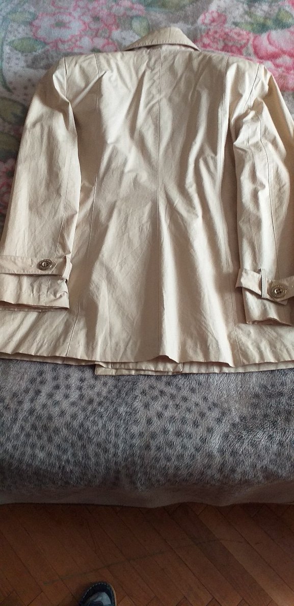 Bej Düğmeli Kadın  Trençkot - Görsel 2