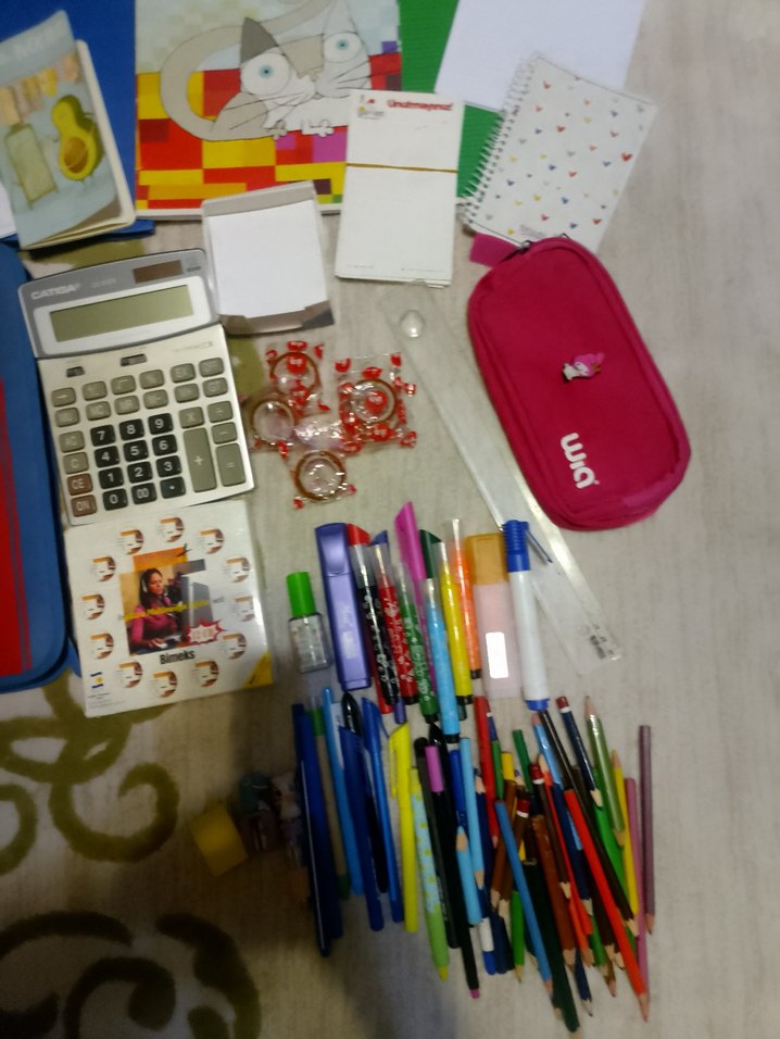Çok Renkli Okul Malzemeleri Seti - Görsel 4