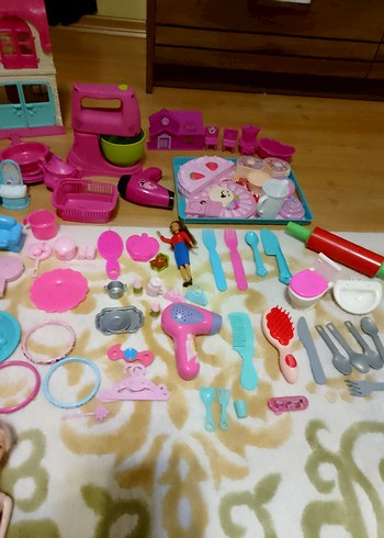 Pembe Pastel Oyuncak Seti ve Bebekler - Görsel 3