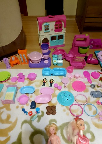 Pembe Pastel Oyuncak Seti ve Bebekler - Görsel 2