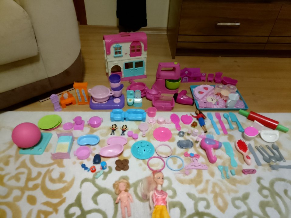 Pembe Pastel Oyuncak Seti ve Bebekler - Görsel 4