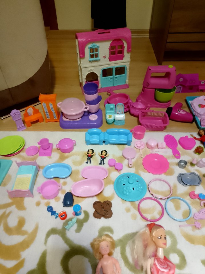 Pembe Pastel Oyuncak Seti ve Bebekler - Görsel 2