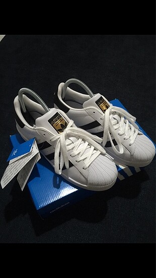 Adidas süperstar
