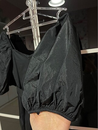 s Beden siyah Renk Zara Siyah Mini Balon Kol Elbise