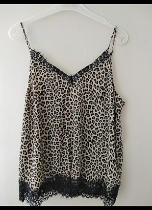 H&M leopar desenli askılı bluz 