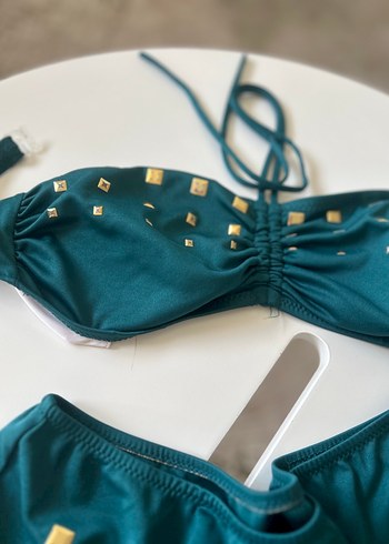 Diğer Etekli bikini takımı