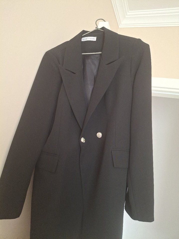 Kadın Siyah Düğmeli Midi Blazer Ceket - Görsel 2