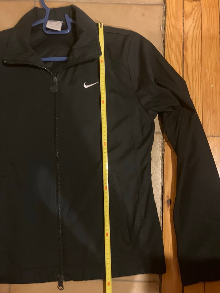 Nike Siyah Kadın Fermuarlı Ceket - Görsel 3