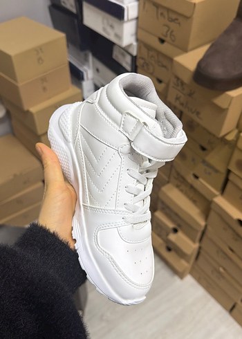 Beyaz Erkek Çocuk Spor Ayakkabı Velcro - Görsel 2