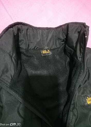 Yeni çok güzel bir mont