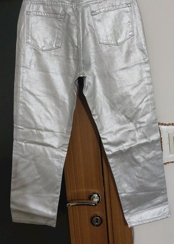 Gri Metalik Kadın Jean - Görsel 4