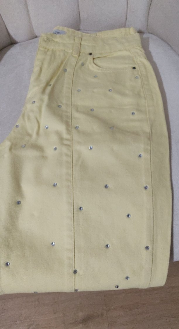 Düğmeli Pastel Sarı taşli  Midi Kadın Kot Pantolon - Görsel 2