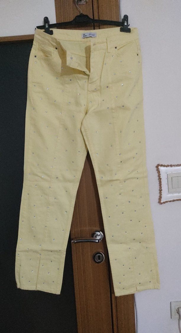 Düğmeli Pastel Sarı taşli  Midi Kadın Kot Pantolon - Görsel 3