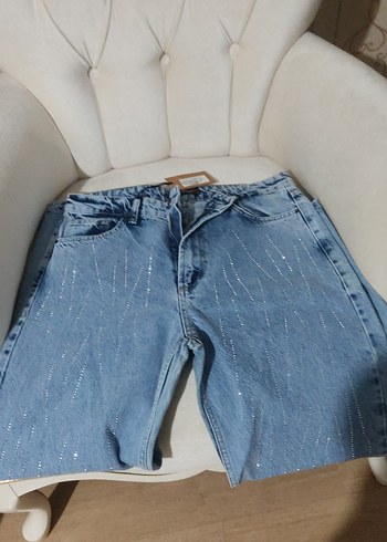taş Detaylı Mavi Kadın Denim Midi Pantolon - Görsel 2