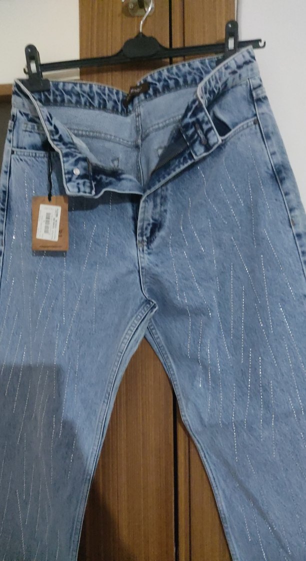 taş Detaylı Mavi Kadın Denim Midi Pantolon - Görsel 4