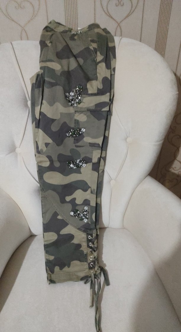 Kadın Kamuflajli taşli kargo cepli paça detaylı Pantolon - Görsel 2