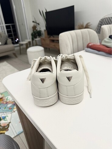 40 Beden Guess kadın ayakkabı