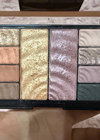 Maybelline Total Temptation Göz Farı Paleti - Görsel 3