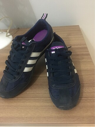 Adidas kadın spor ayakkabı