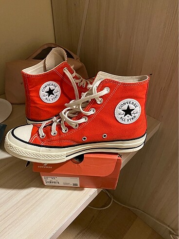 39,5 Beden Converse Chuck 70 Kırmızı