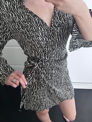 s Beden çeşitli Renk H&M ZEBRA DESENLİ ANVELOP SATEN ELBİSE