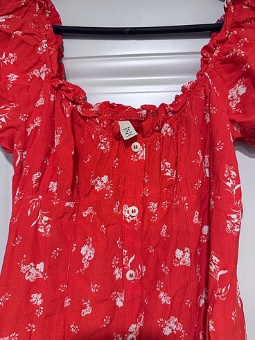 m Beden H&M ÇİÇEKLİ MİDİ BOY ELBİSE