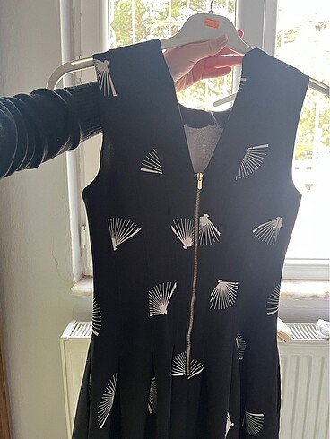 H&M Elbise