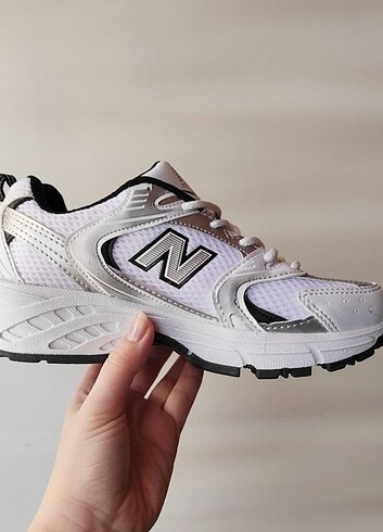 41 Beden NEW BALANCE 530