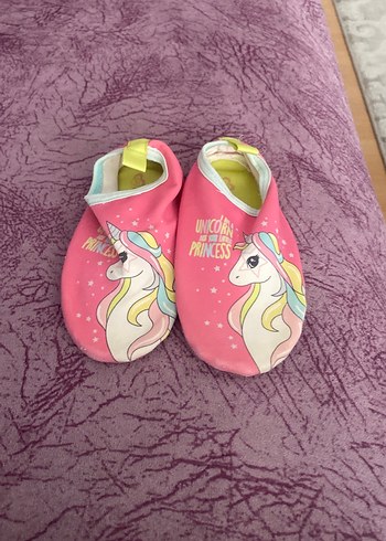 Kız Çocuk Unicorn Baskılı Pembe Ev Terliği deniz babeti