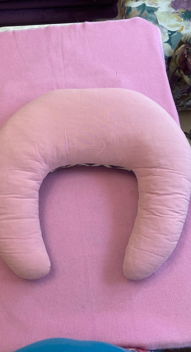 Pembe Zeminde Siyah Beyaz Zebra Desenli Emzirme Yastığı - Görsel 2